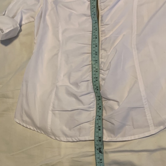 White shirt, Size L, zippered front… - Picture 4 of 9